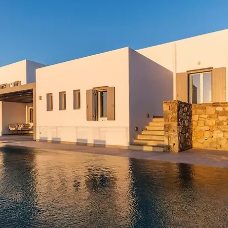 Templo Y Mar Iv By Mykonos Mood